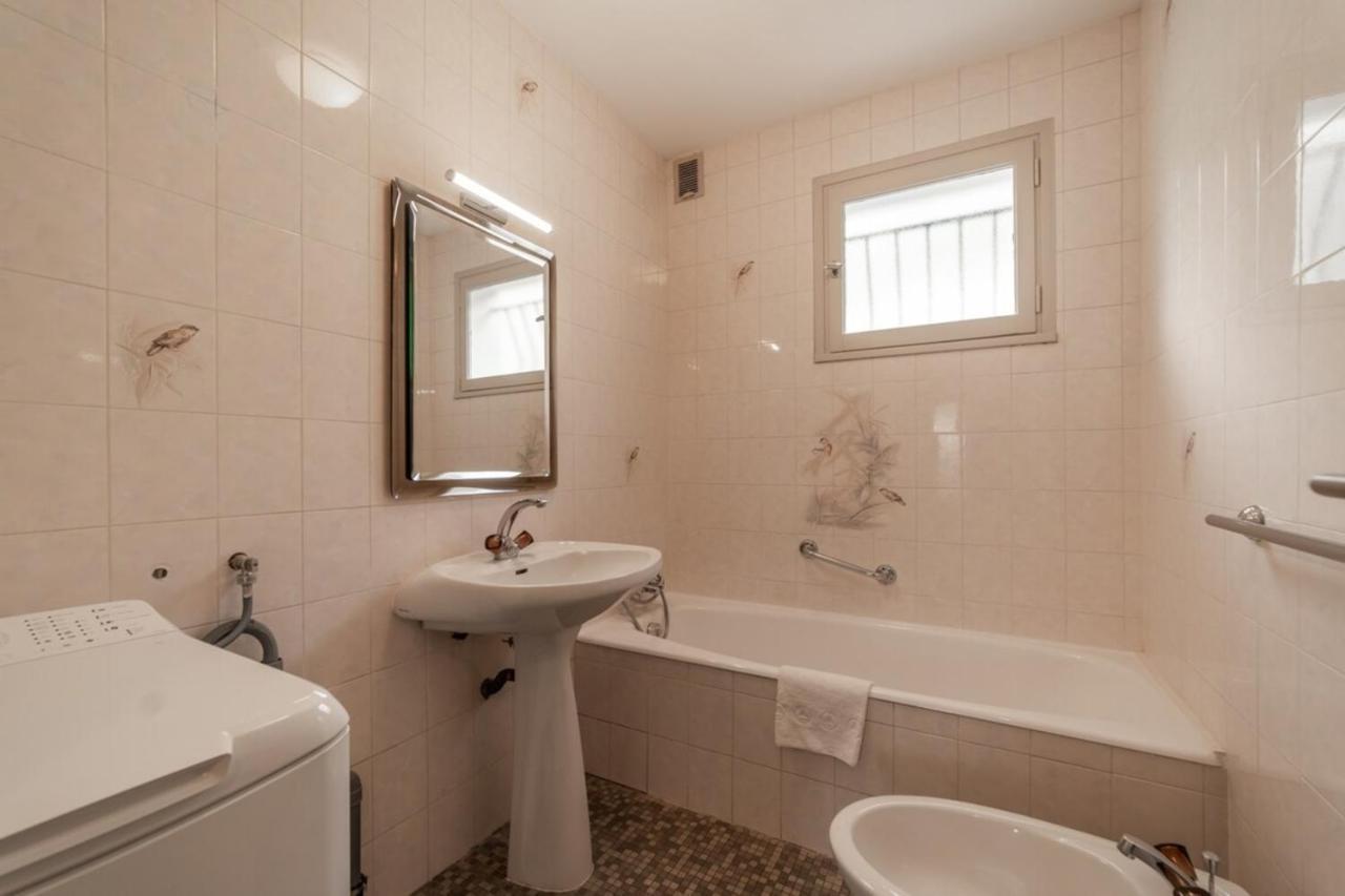 Appartement Pour 4 Personnes Proche Du Lac Севрие Экстерьер фото